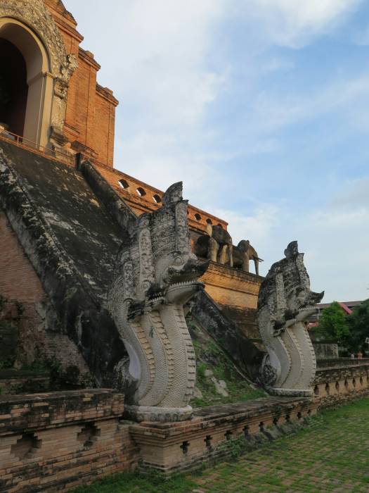 Phra That Chesi Luang