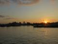 Svítání na řece Ayeyarwady.