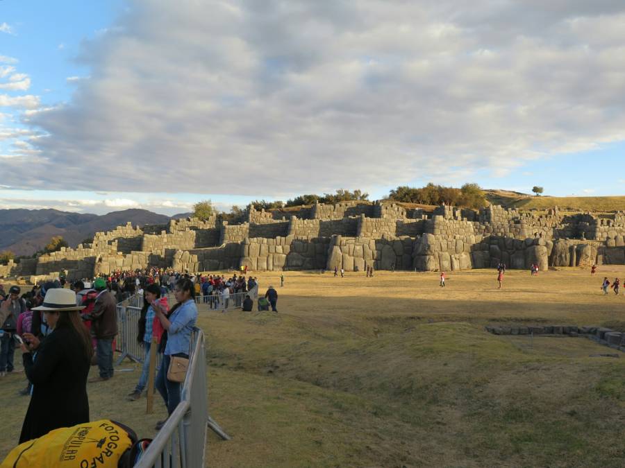 Incký stadion pro 30.000 lidí.